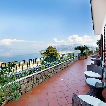 Casa Jasmine With Magnificent View Vakantiehuis