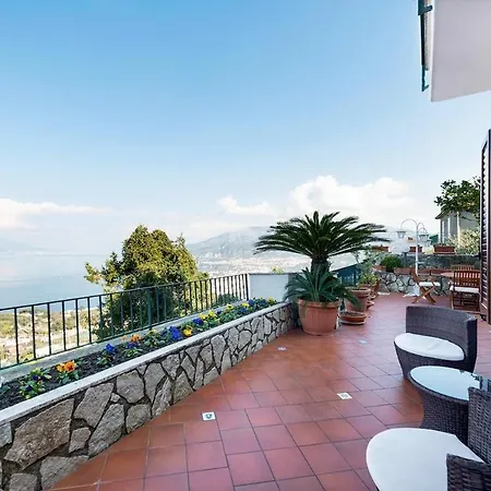 Casa Jasmine With Magnificent View Vakantiehuis *
